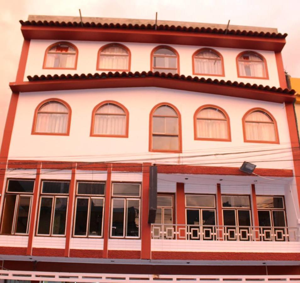 Amaru Hotel Huaraz Esterno foto